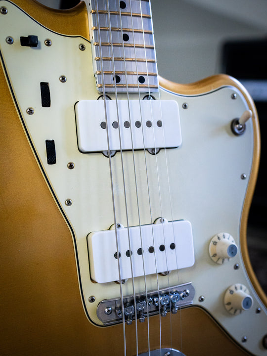 Baritone Aurora Jazzmaster Special – Aluminati Guitars