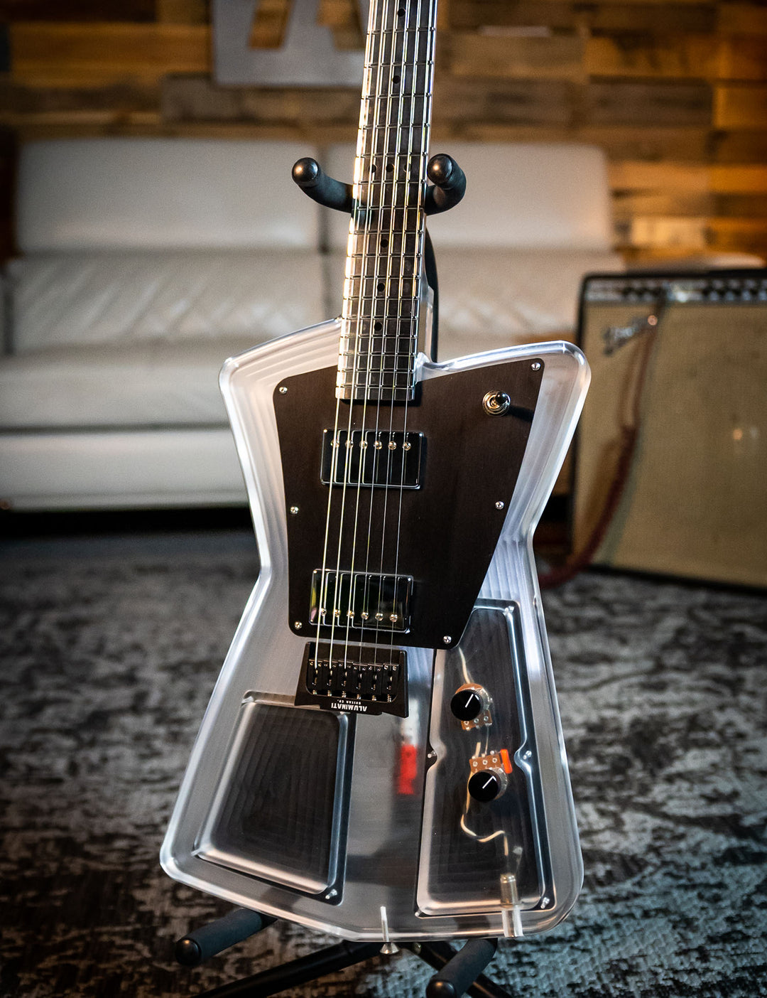 Orion Guitar – Aluminati Guitars